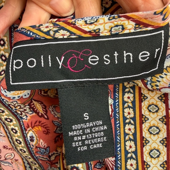 Polly & Esther Mauve Pink Paisley Tie-Front Flutter Blouse - Picture 4 of 5